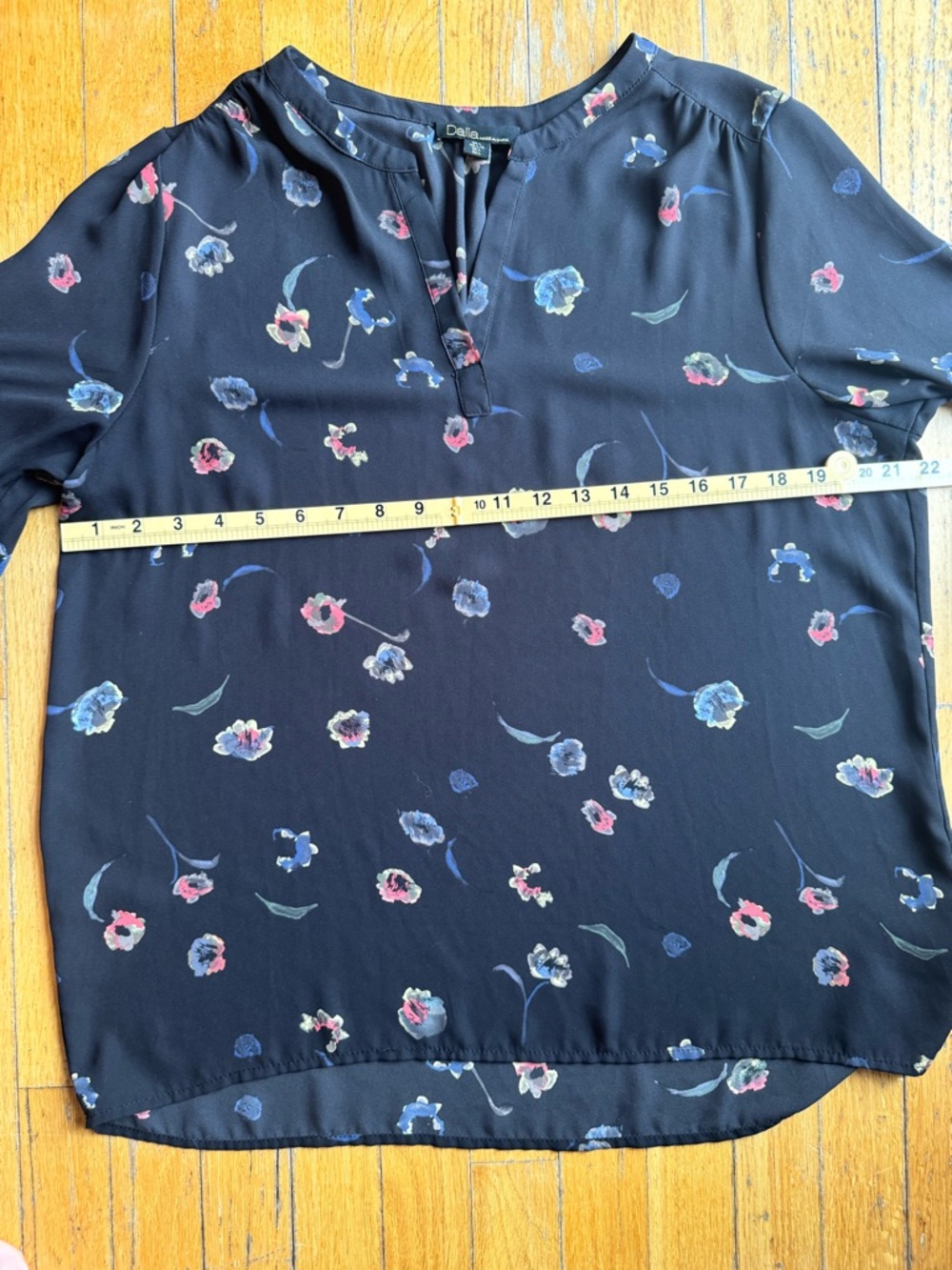 DALIA Black Floral Split V Neck Sheer Blouse Chiffon Flowy Boho Office Siren L - Picture 6 of 9